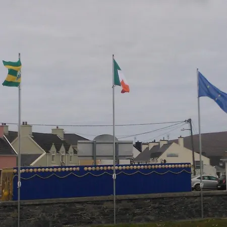 The Ferry Boat בית הארחה 3*