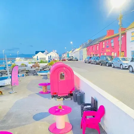 The Ferry Boat 3* פורטמגי